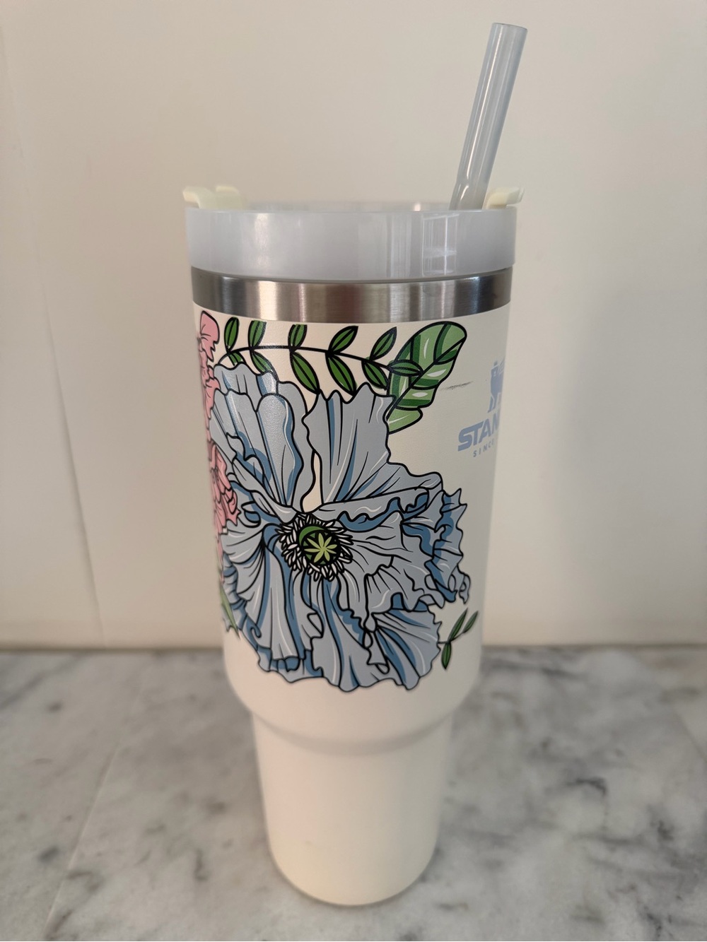 Stanley 40z Adventure Quencher Cream with Pink and Blue Floral - Picture 2 of 8